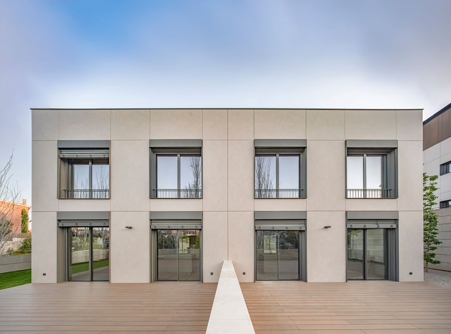 Tiana Hills by Sau taller d'Arquitectura. Photograph by Andrés Flajszer.