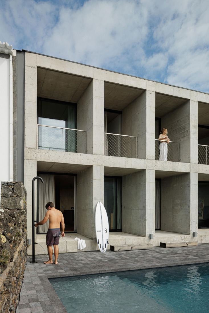 Casa da Rocha Quebrada by SO Arquitetura & Design. Photograph by Ivo Tavares Studio.