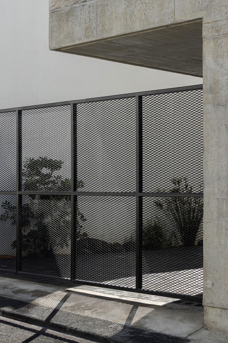 Casa da Rocha Quebrada by SO Arquitetura & Design. Photograph by Ivo Tavares Studio.