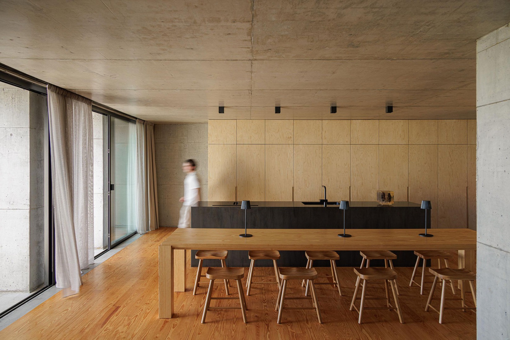 Casa da Rocha Quebrada by SO Arquitetura & Design. Photograph by Ivo Tavares Studio.