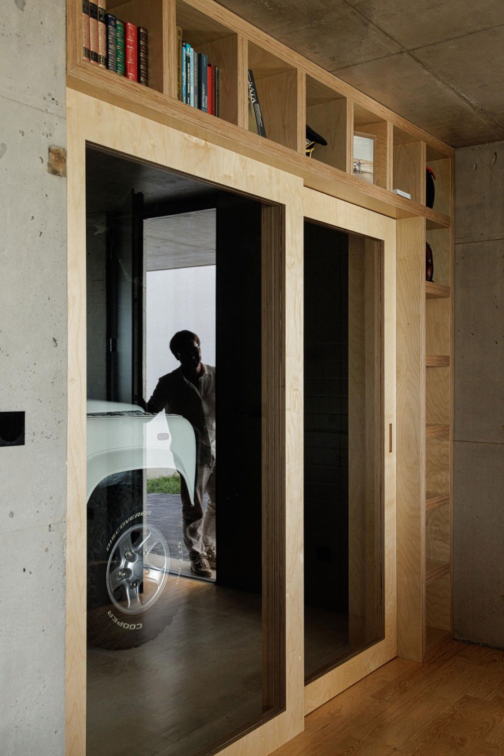 Casa da Rocha Quebrada by SO Arquitetura & Design. Photograph by Ivo Tavares Studio.