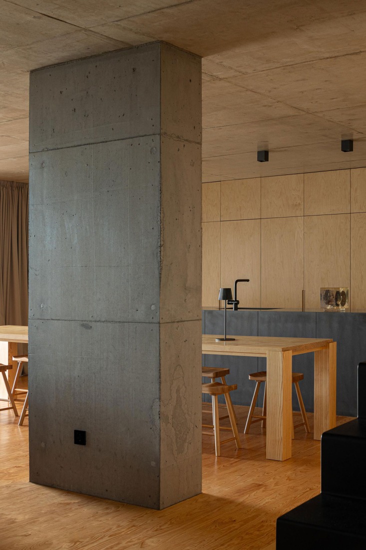 Casa da Rocha Quebrada by SO Arquitetura & Design. Photograph by Ivo Tavares Studio.