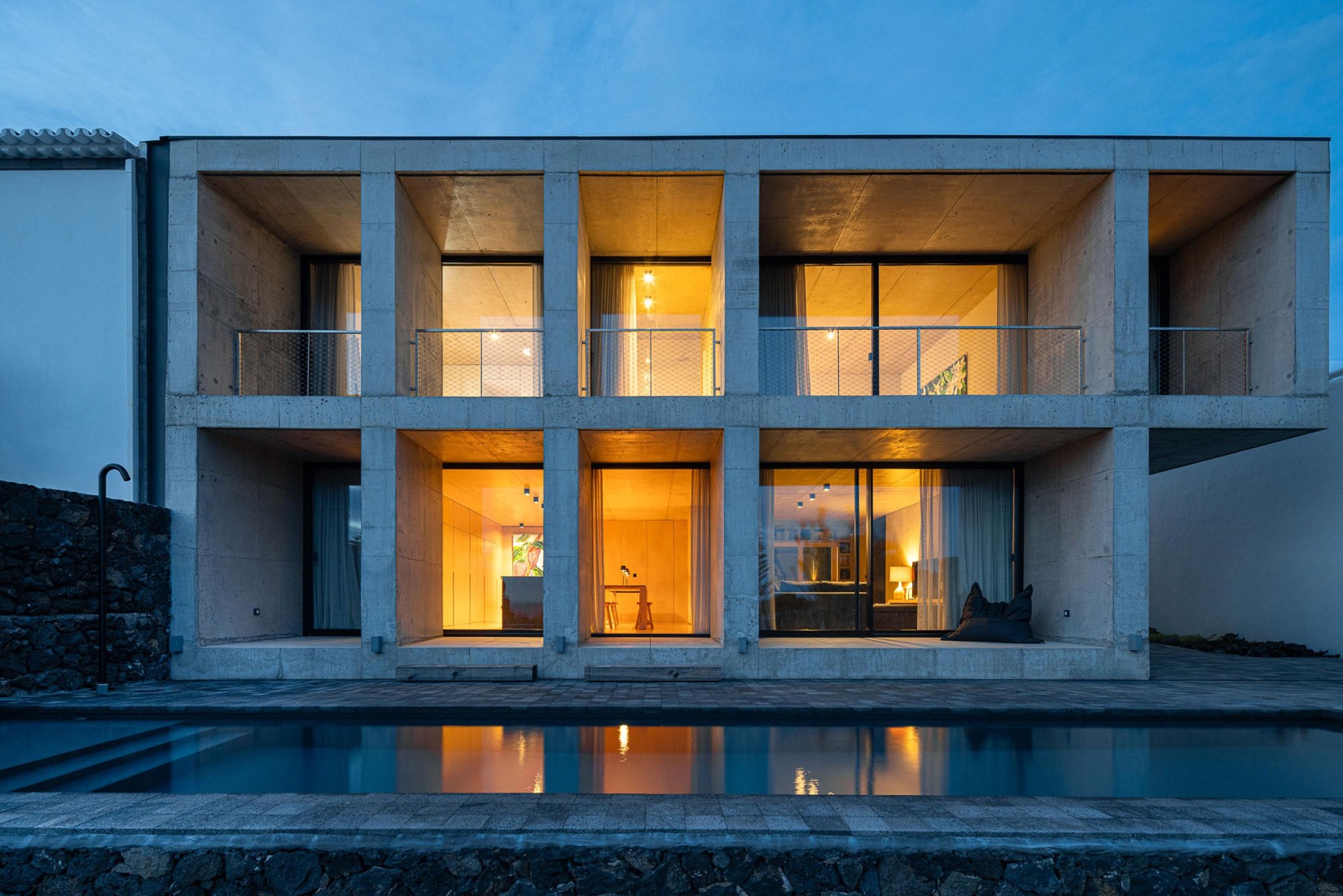 Casa da Rocha Quebrada by SO Arquitetura & Design. Photograph by Ivo Tavares Studio.