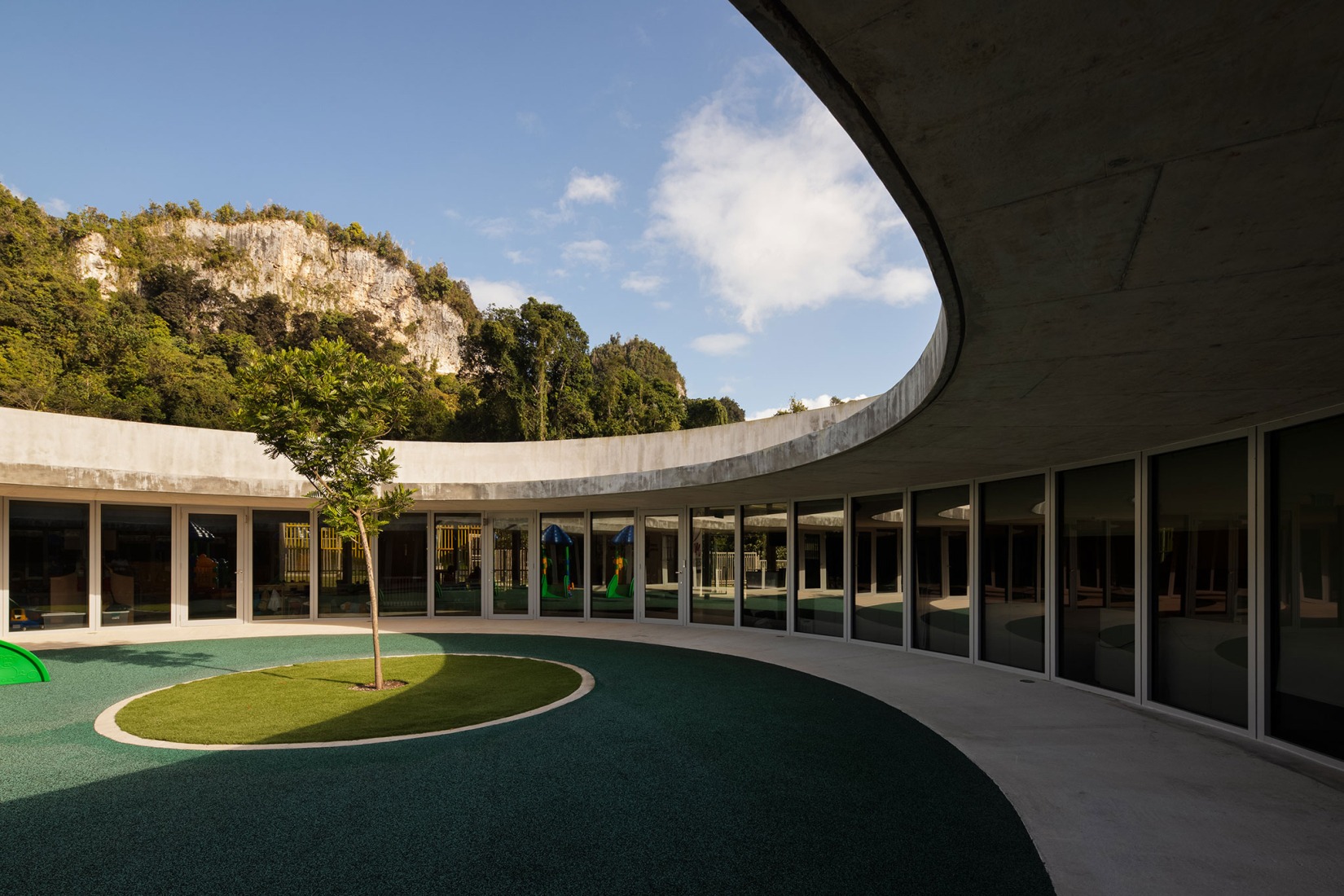 Ciales Kindergarten by TORO Arquitectos. Photograph by Paola Quevedo Santos.