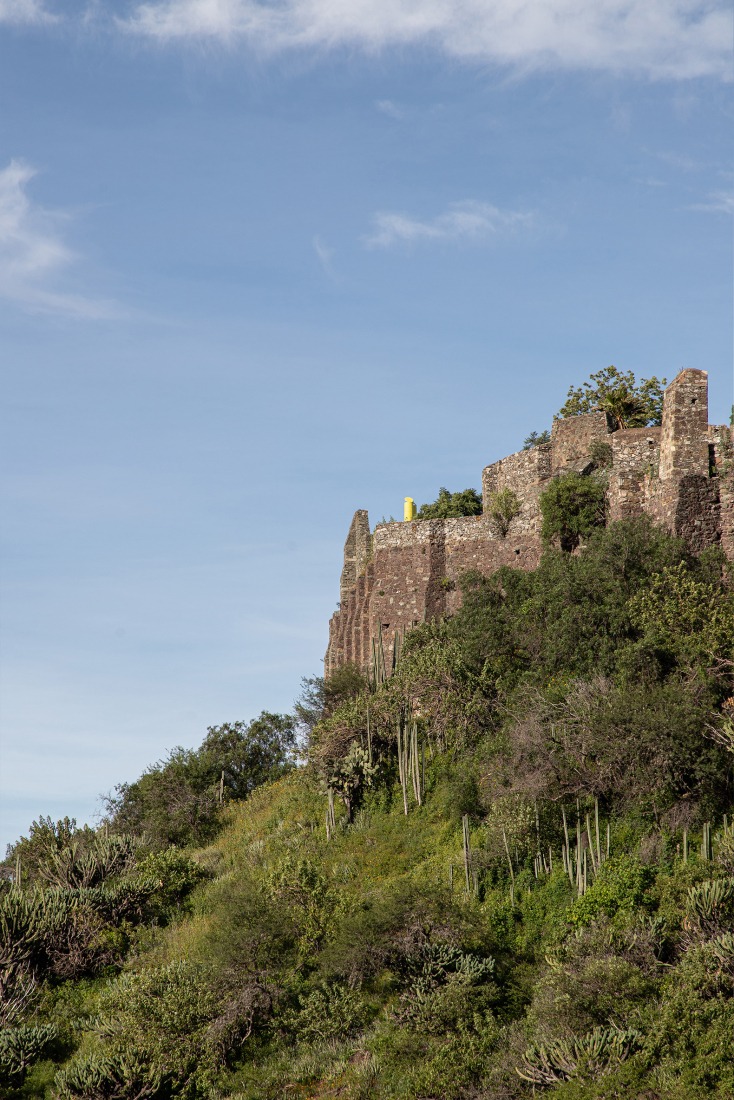 Urban Telescopes by 3ME Arquitectura. Photograph by Jorge Succar.