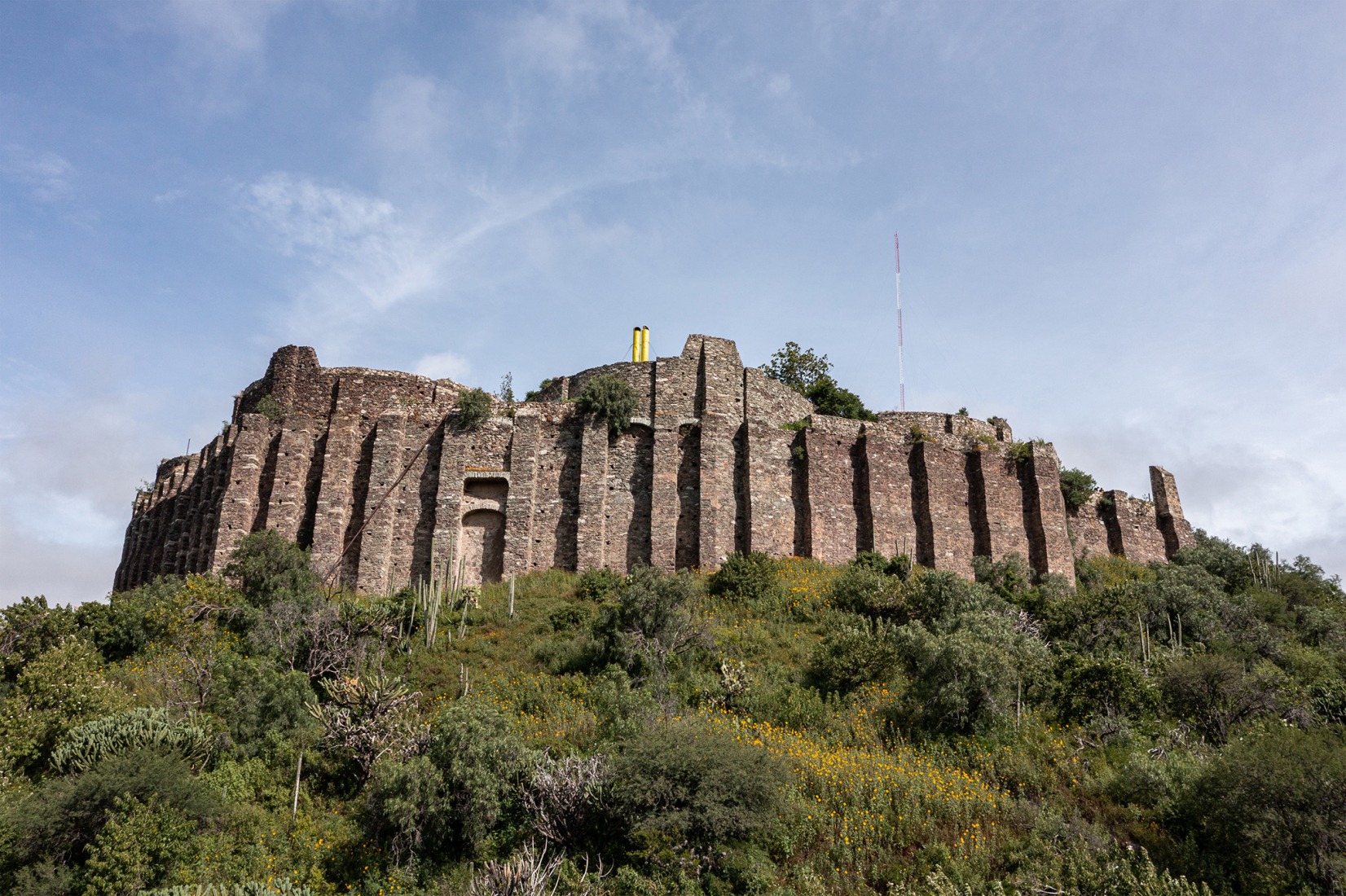 Urban Telescopes by 3ME Arquitectura. Photograph by Jorge Succar.