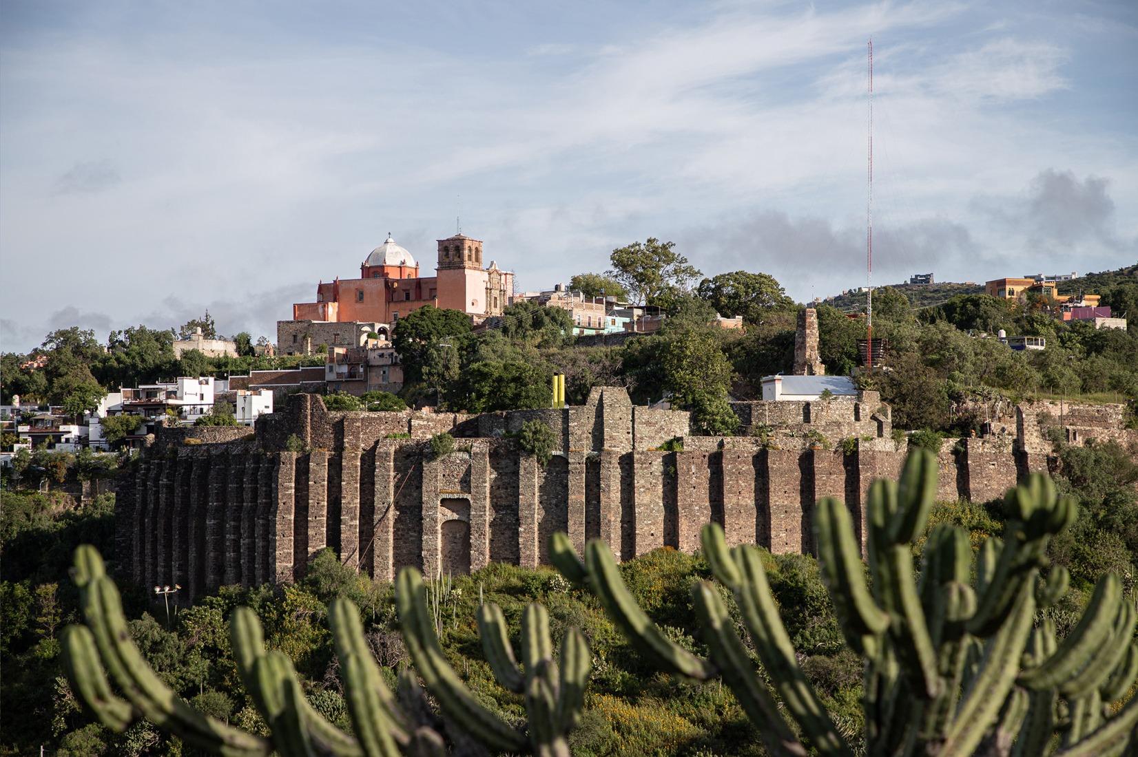 Urban Telescopes by 3ME Arquitectura. Photograph by Jorge Succar.