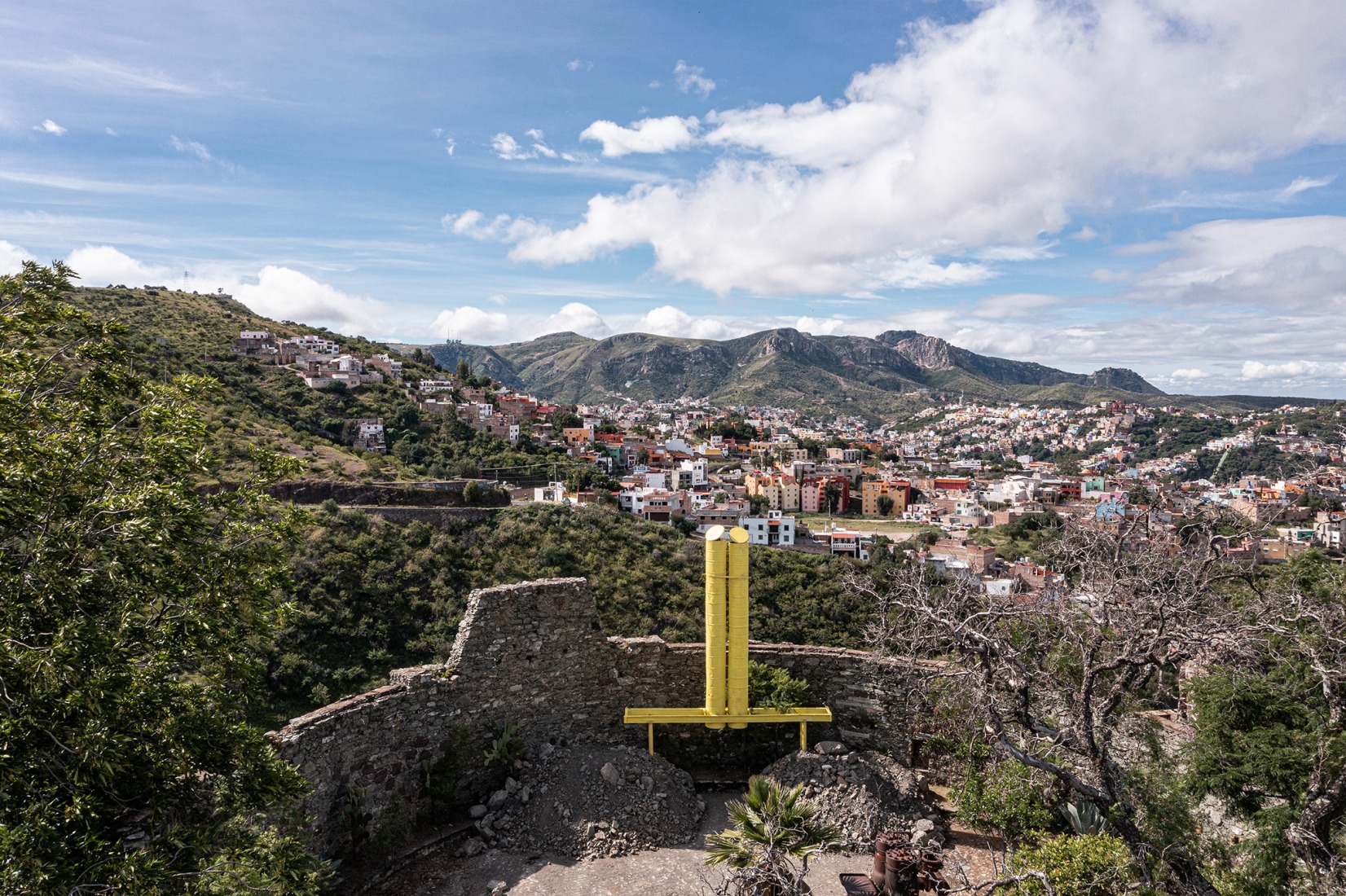 Urban Telescopes by 3ME Arquitectura. Photograph by Jorge Succar.