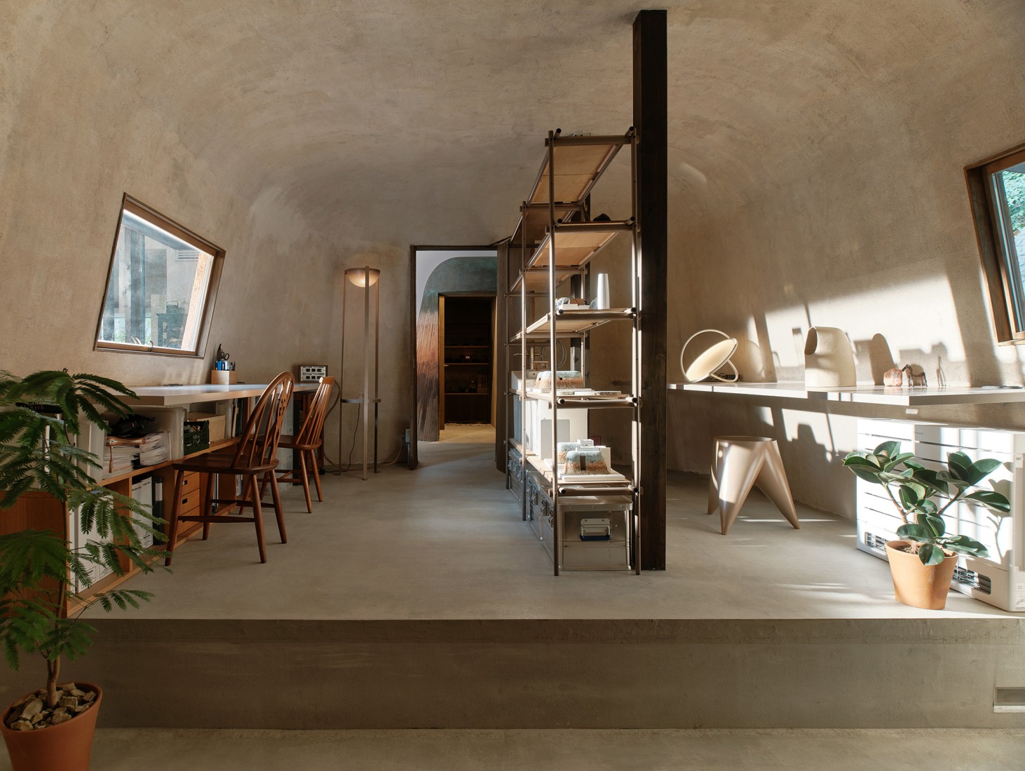 Haniyasu House by AATISMO. Photograph by Shinya Sato.