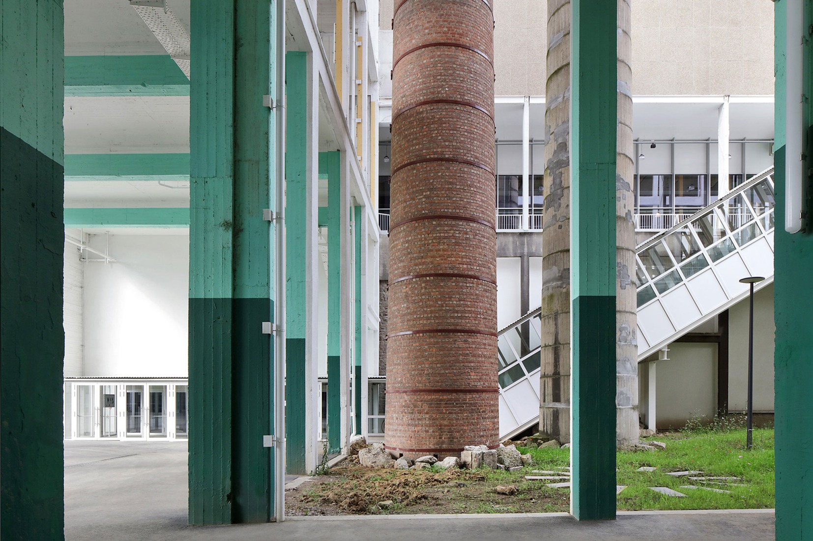 Charleroi Palais des Expositions by architecten jan de vylder inge vinck and AgwA. Photograph by Filip Dujardin.