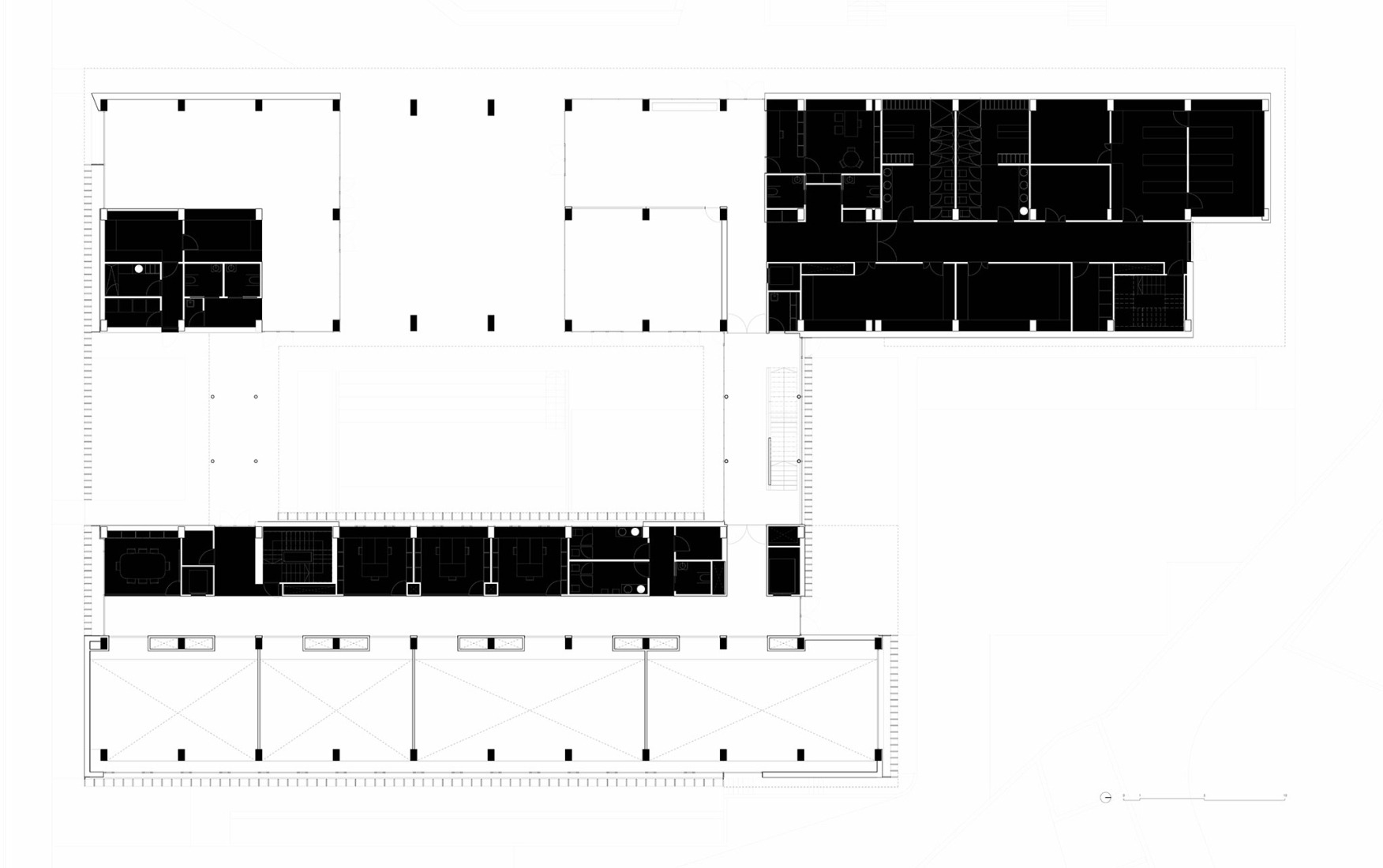 Plano de planta baja. Edificio de Laboratorios e Investigación Avanzada por ORBAICETA ALDABA y COR.