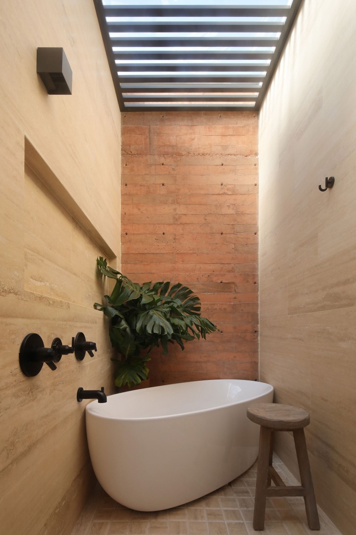 "Casa Juriquilla" by Estudio Mero. Photograph by Dane Alonso.