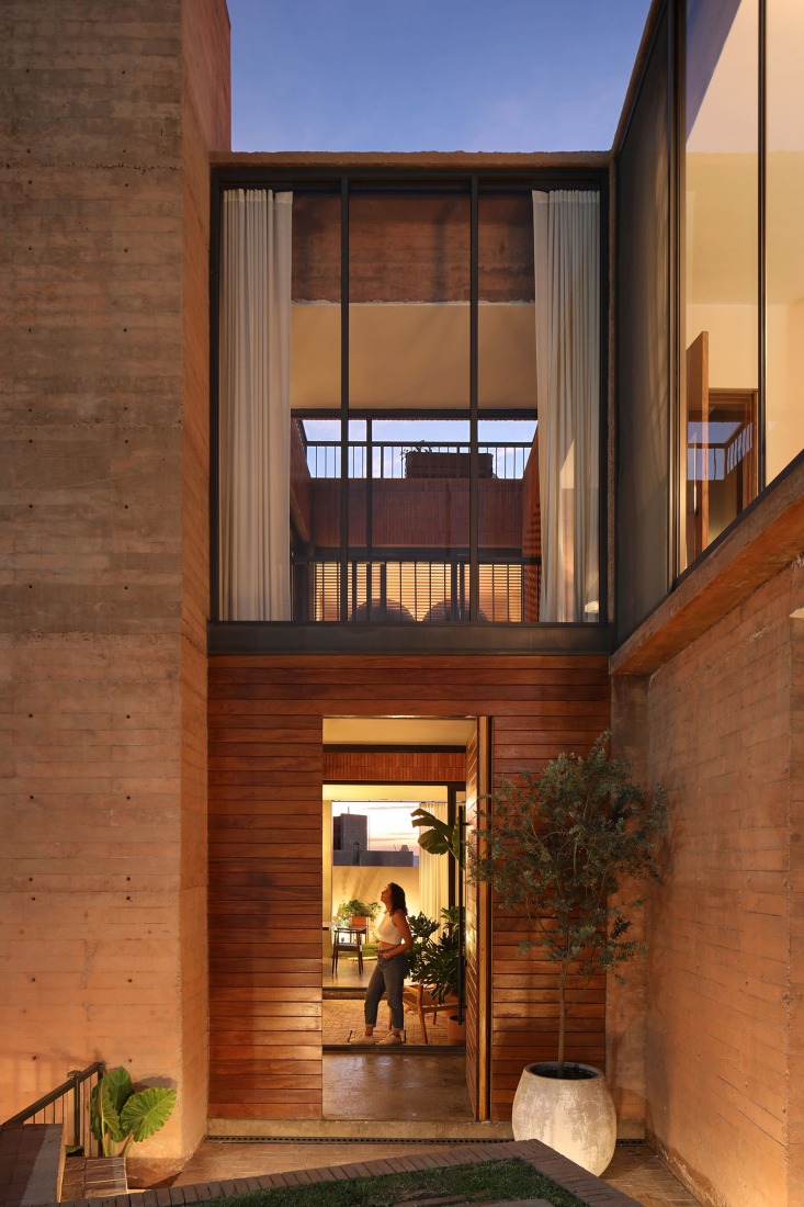 "Casa Juriquilla" by Estudio Mero. Photograph by Dane Alonso.