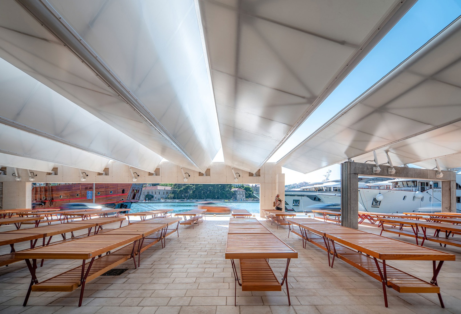 Mercado de Gruž en Dubrovnik. Fotografía por Dragan Novaković.