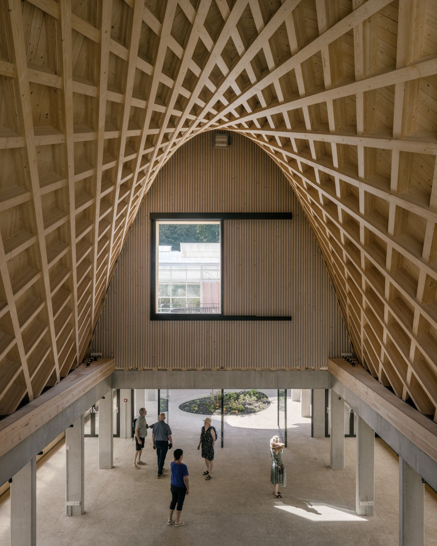 "Green Ark" by NU architectuuratelier + archipelago architects. Photograph by Stijn Bollaert.