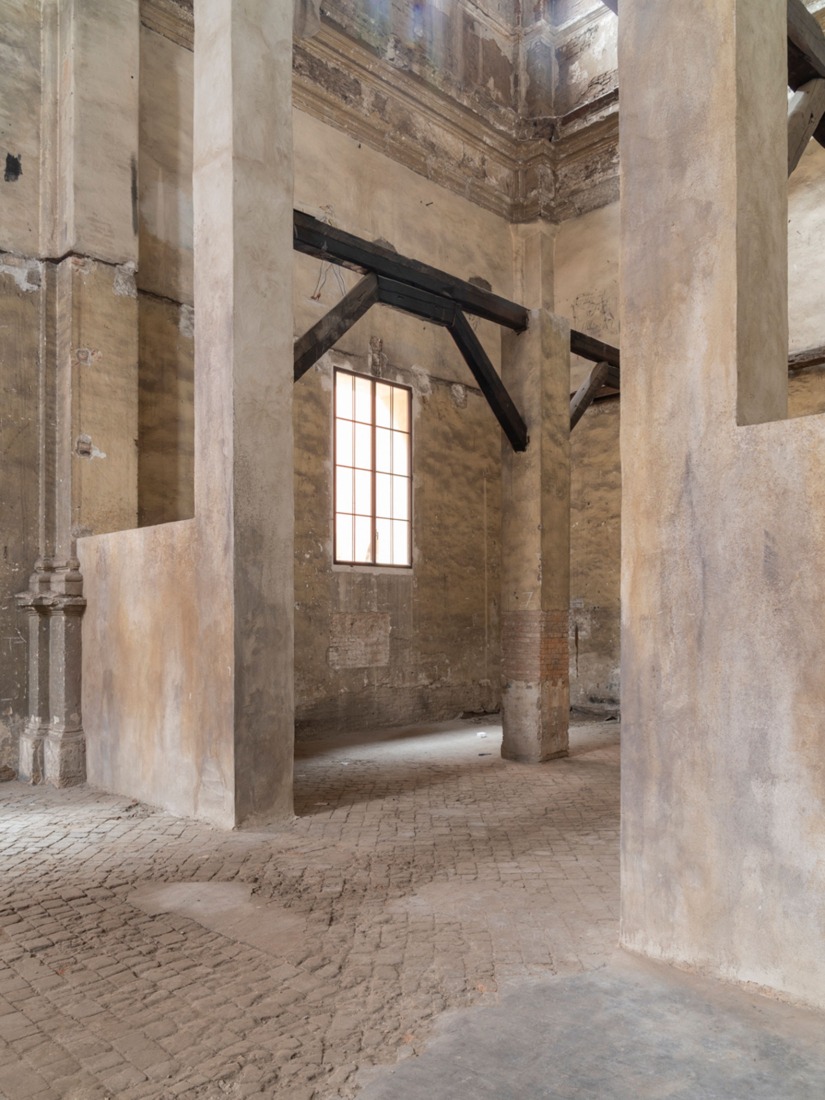 Restauración San Barbaziano por Studio Poggioli. Fotografía por Alessaandro Saletta.