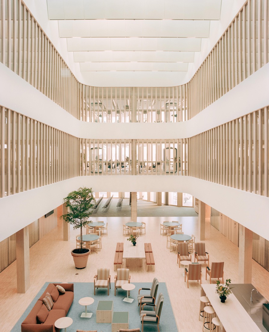 Katajanokan Laituri by Anttinen Oiva Architects. Photograph by Kalle Kouhia.