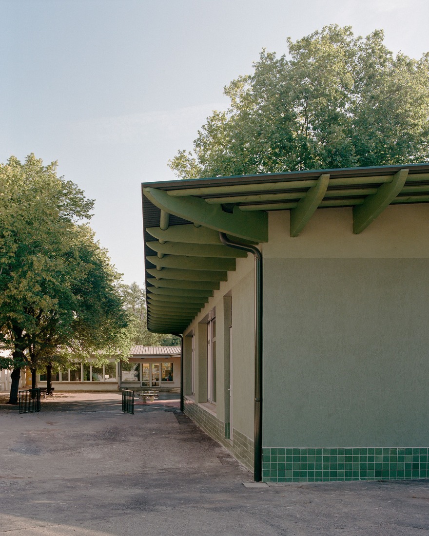 Nanteuil Primary School by Boman. Photograph by Antoine Séguin.