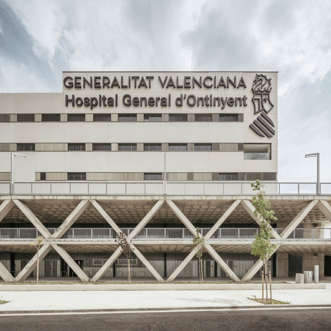 Ontinyent Hospital by Contell-Martínez and Manuel Vega. Photograph by Alejandro Gómez Vives.