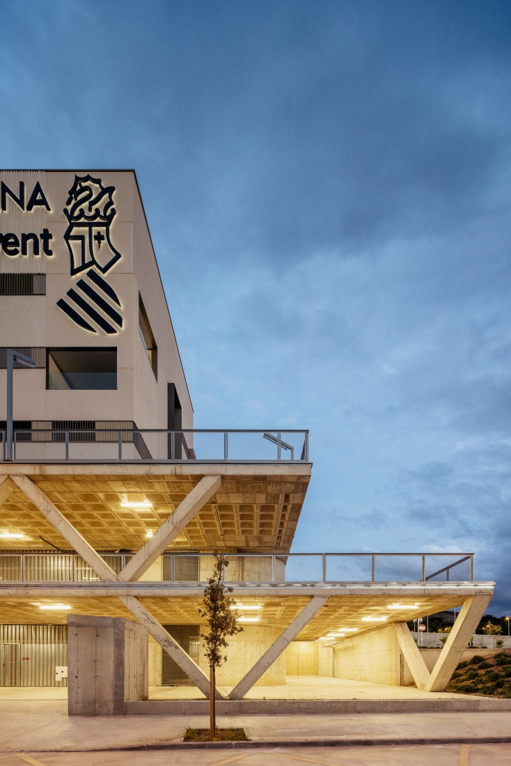 Ontinyent Hospital by Contell-Martínez and Manuel Vega. Photograph by Alejandro Gómez Vives.