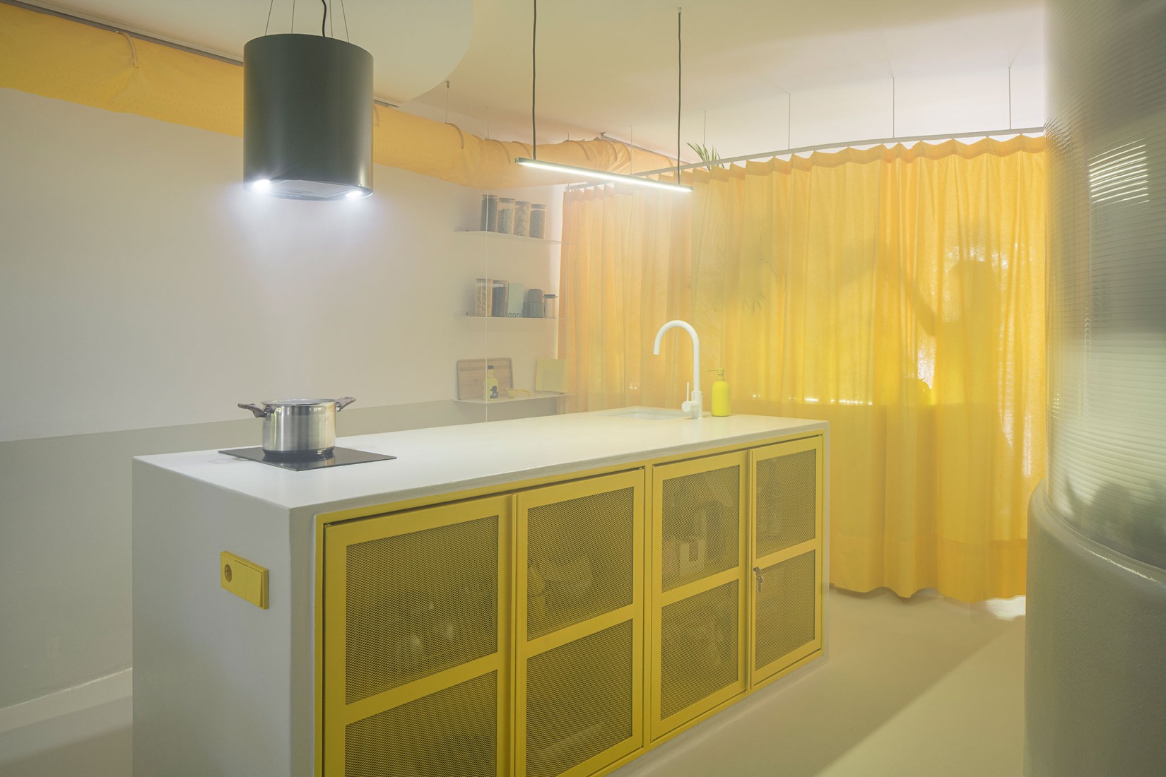 Corrigan studio by Corrigan Architects. Photograph by Imagen Subliminal. 