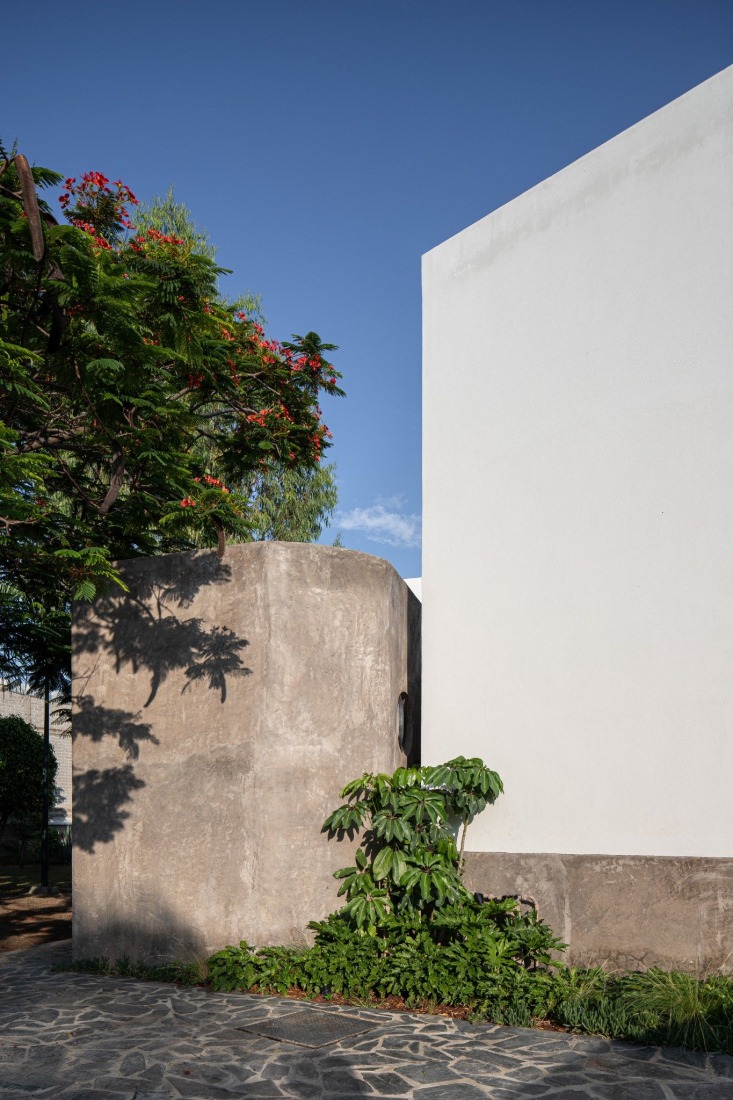 "Casa Gálvez" by Estudio Villagálvez. Photograph by Jorge Succar.