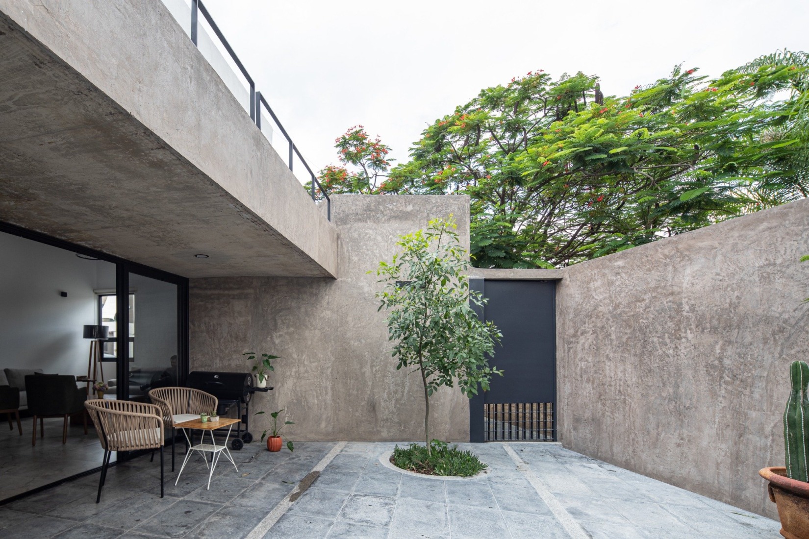 "Casa Gálvez" by Estudio Villagálvez. Photograph by Jorge Succar.