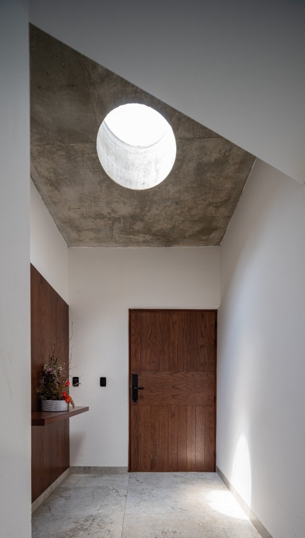 "Casa Gálvez" by Estudio Villagálvez. Photograph by Jorge Succar.