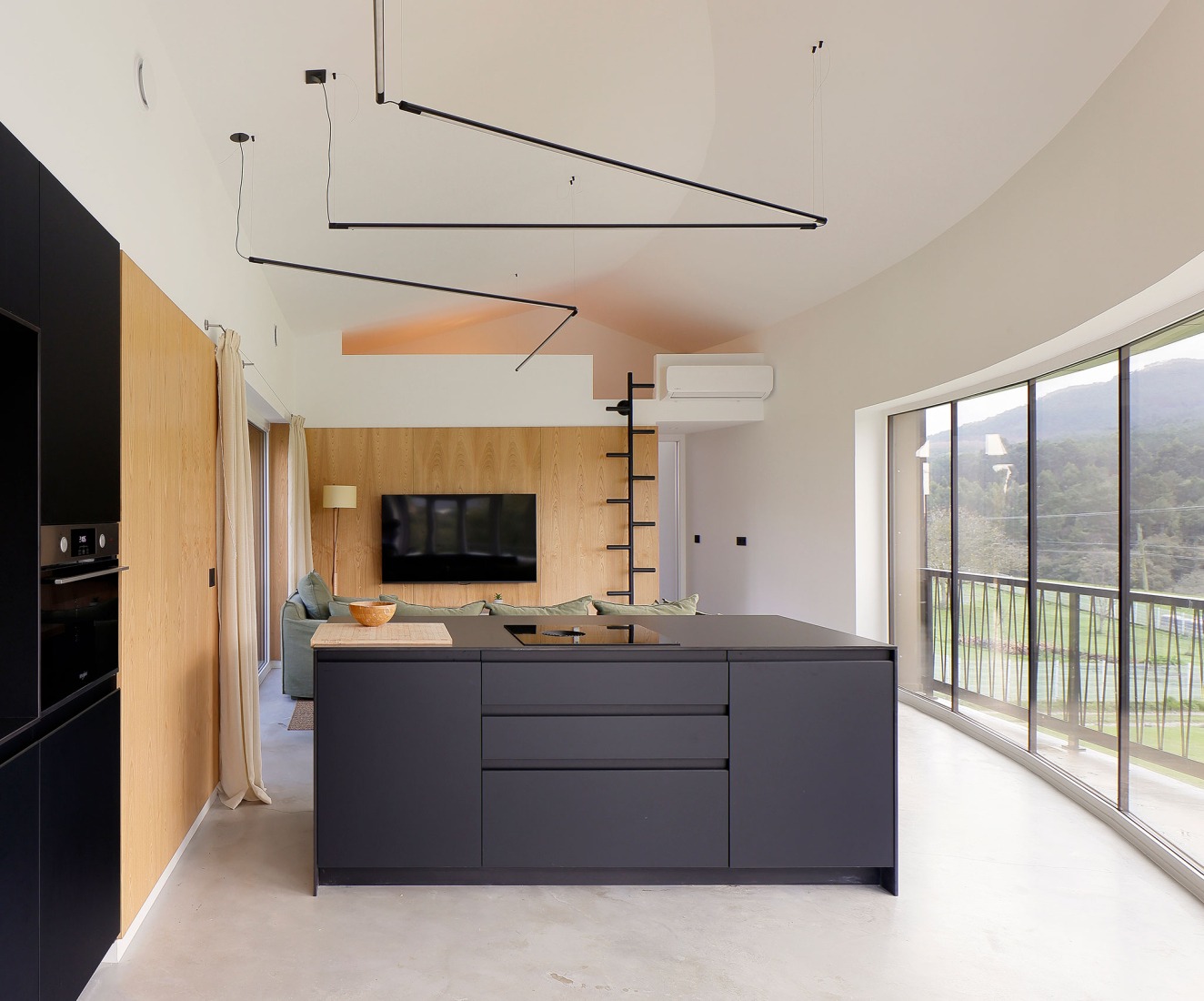 Vivienda unifamiliar «Big Fish» por F5 Proyectos y Arquitectura. Fotografía por Iván Morán. 