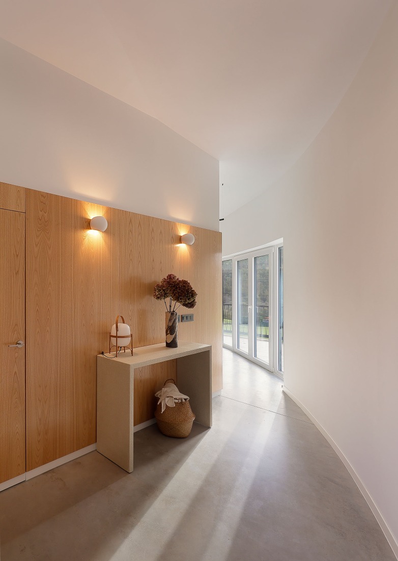 Vivienda unifamiliar «Big Fish» por F5 Proyectos y Arquitectura. Fotografía por Iván Morán. 