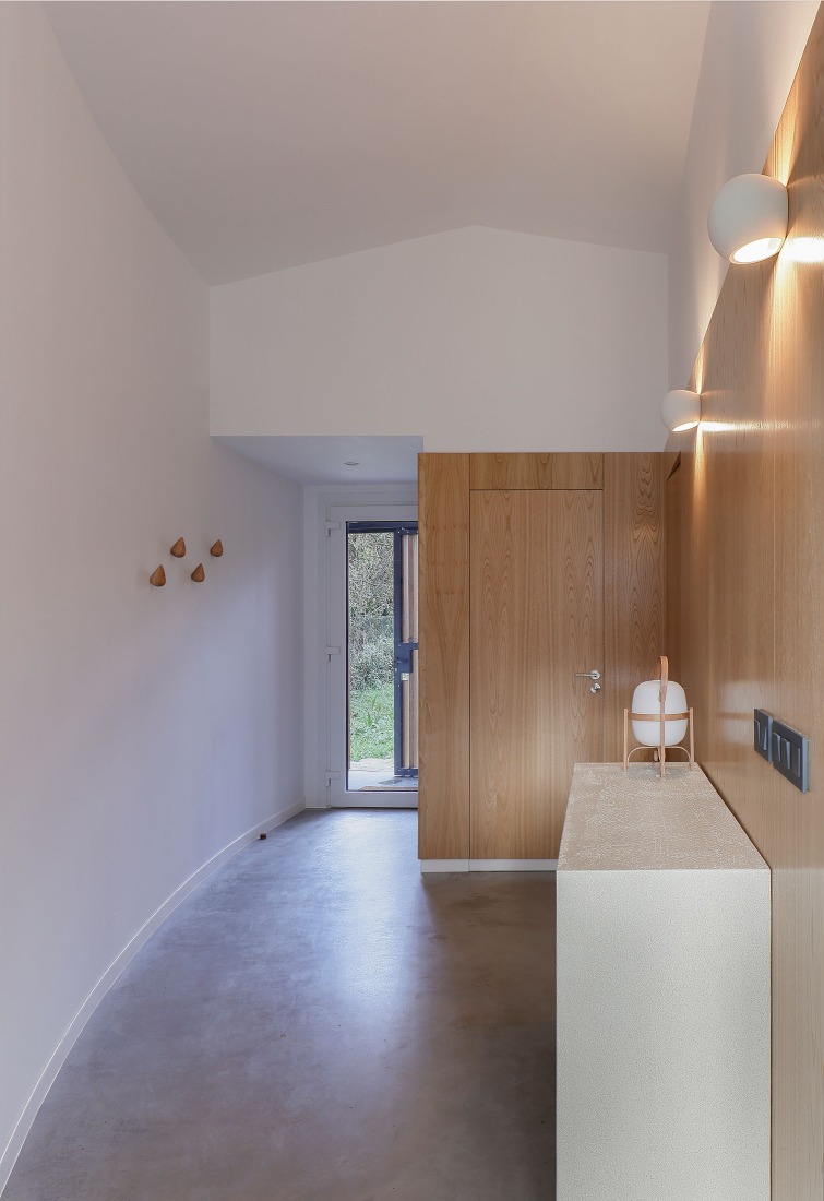 Vivienda unifamiliar «Big Fish» por F5 Proyectos y Arquitectura. Fotografía por Iván Morán. 