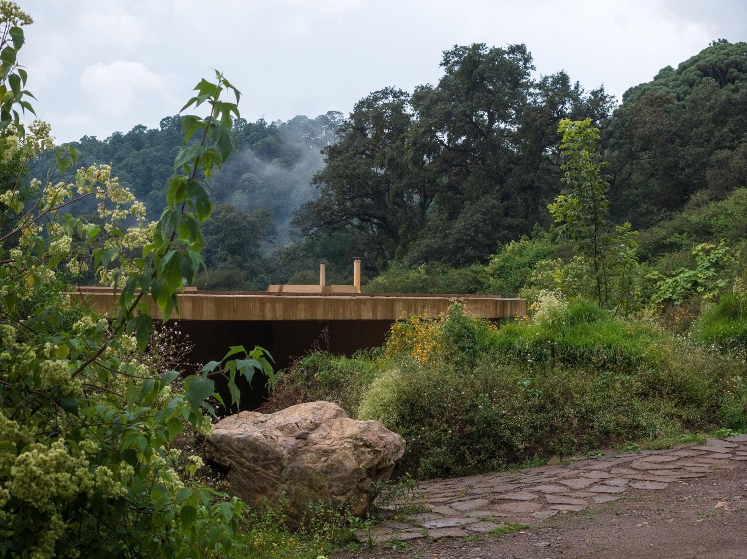Casa 720 Grados por Fernanda Canales. Fotografía por Rafael Gamo.