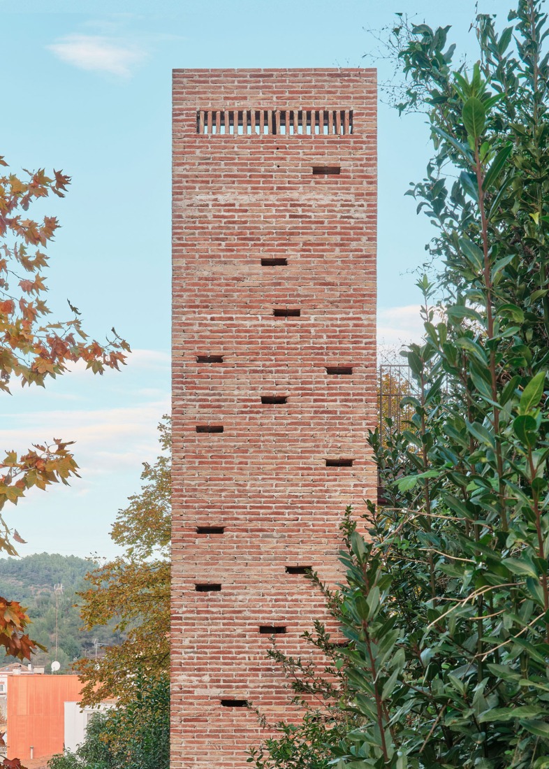 "Font del Rector" by Carles Enrich Studio. Photograph by Adrià Goula.