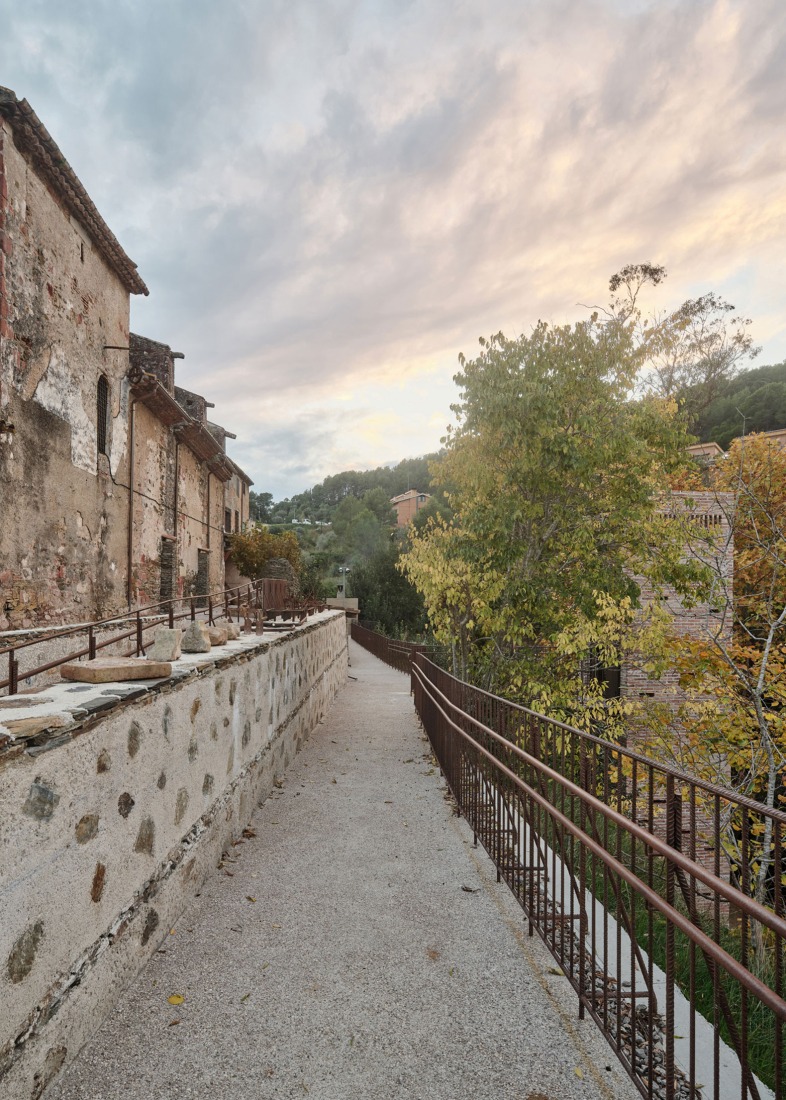 "Font del Rector" by Carles Enrich Studio. Photograph by Adrià Goula.