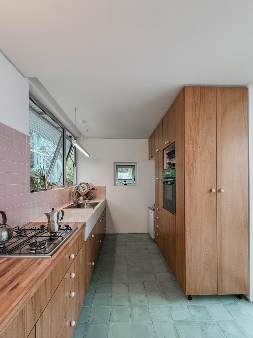 «Las Casuarinas» por GAA – Grupo Abierto de arquitectura. Fotografía por Ezequiel Spinelli.