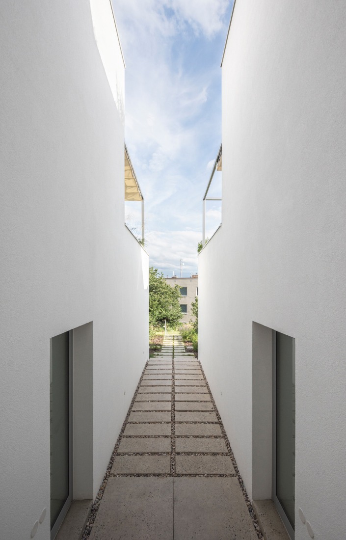 "Krč Terraced Twins" by Martin Cenek Architecture. Photograph by Martin Cenek.