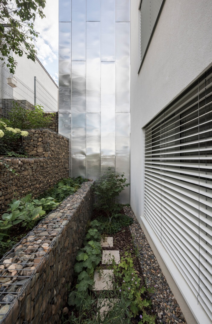 "Krč Terraced Twins" by Martin Cenek Architecture. Photograph by Martin Cenek.
