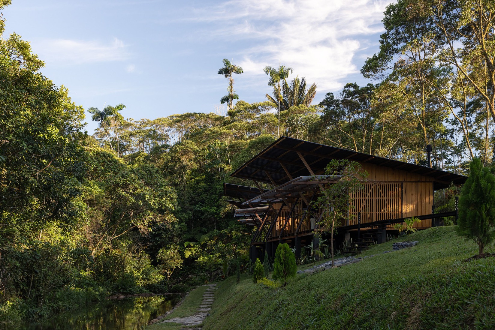 "Hoguera de Madera" by Mestizo Estudio Arquitectura. Photograph by JAG Studio.
