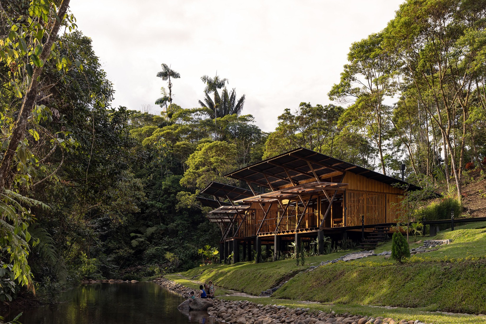 "Hoguera de Madera" by Mestizo Estudio Arquitectura. Photograph by JAG Studio.