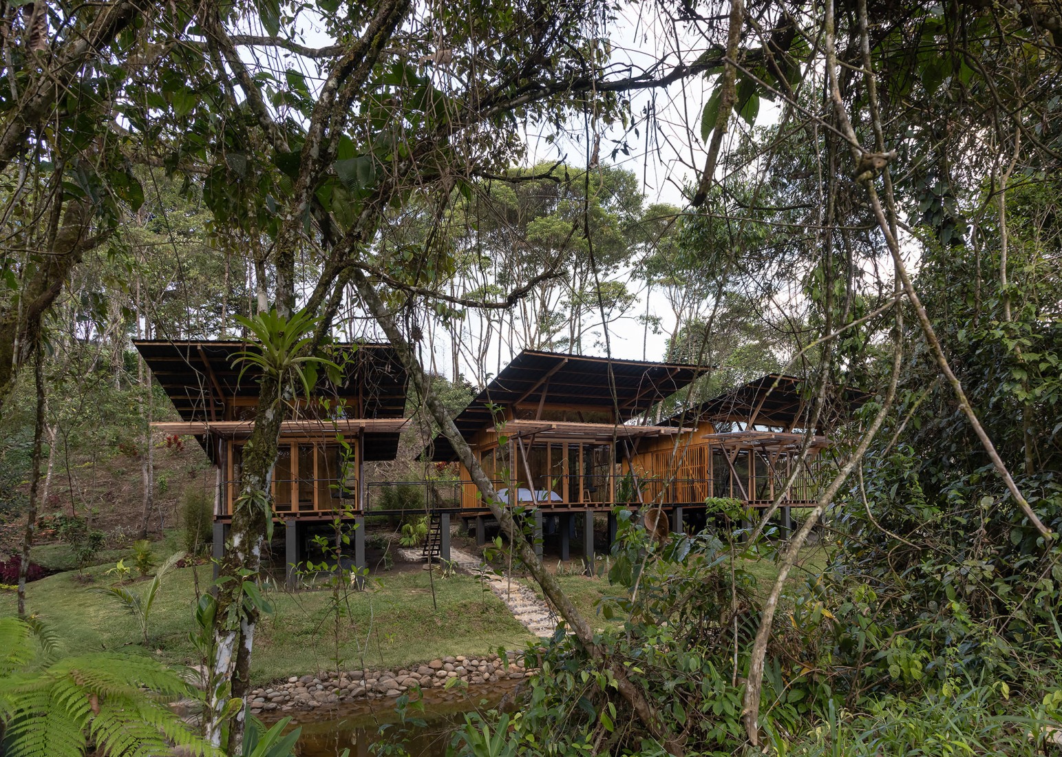 "Hoguera de Madera" by Mestizo Estudio Arquitectura. Photograph by JAG Studio.