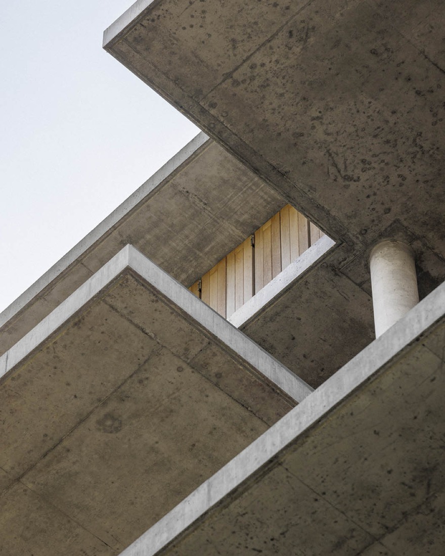 36 viviendas sociales por Nicolas Hugoo Architecture. Fotografía por 11h45.