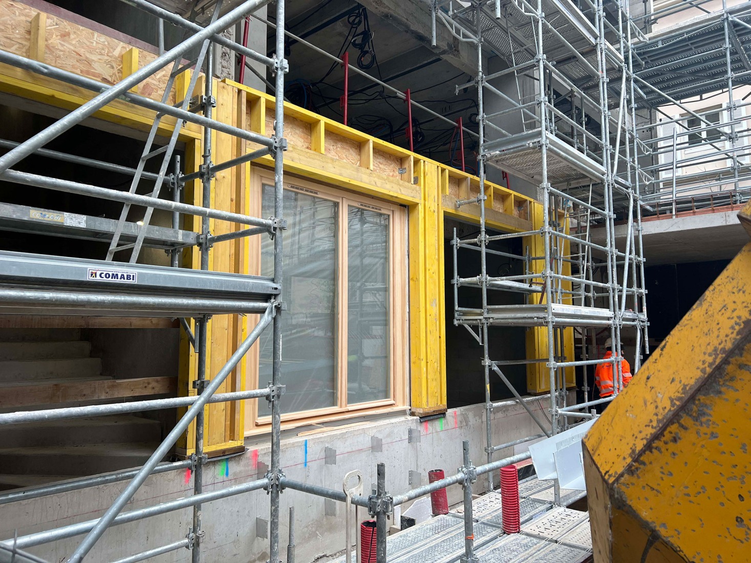 Construction process. Conversion of a car park into a social housing residence by NZI Architectes. 