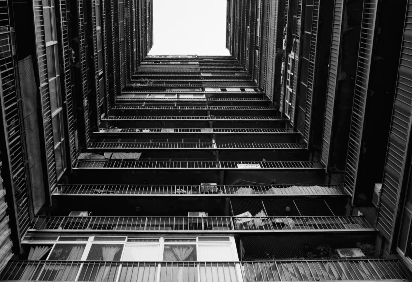 "Circular" by Peces Raros and Nick Warren.