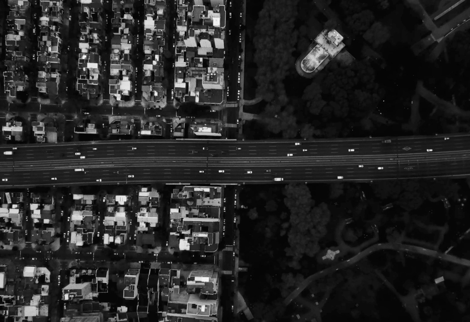 "Circular" by Peces Raros and Nick Warren.