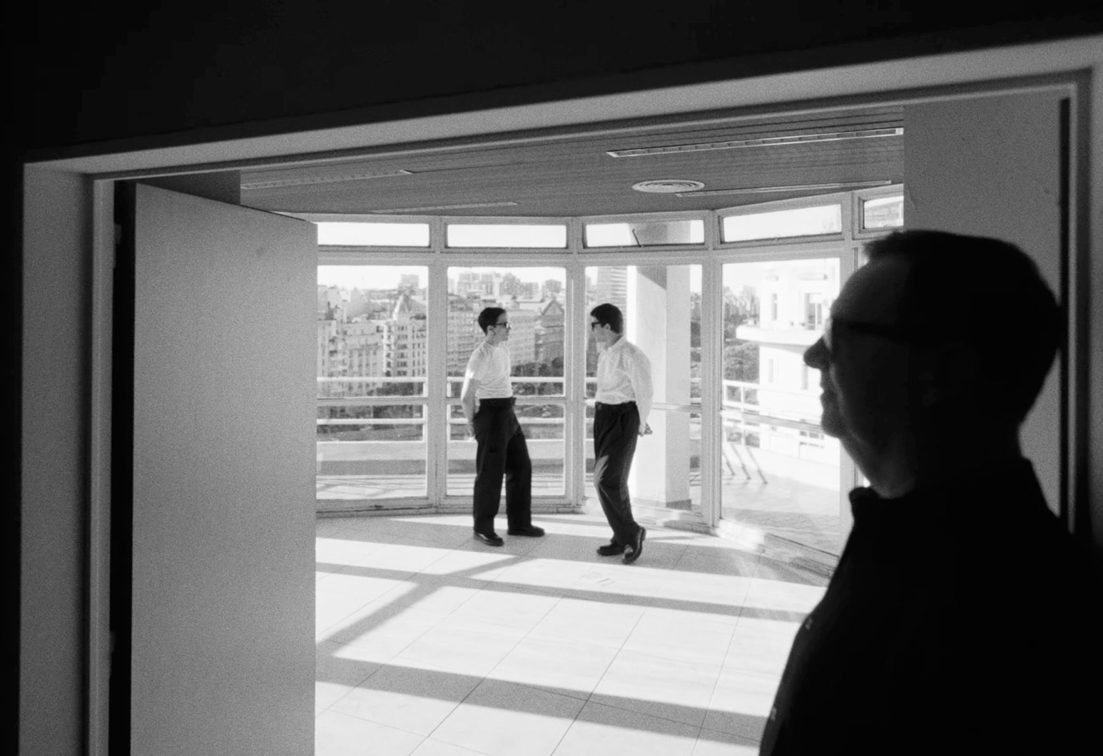 "Circular" by Peces Raros and Nick Warren.