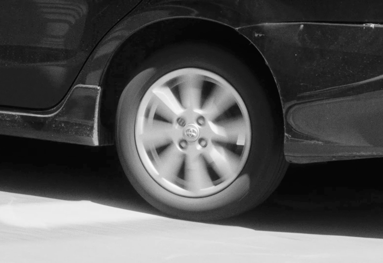 "Circular" by Peces Raros and Nick Warren.