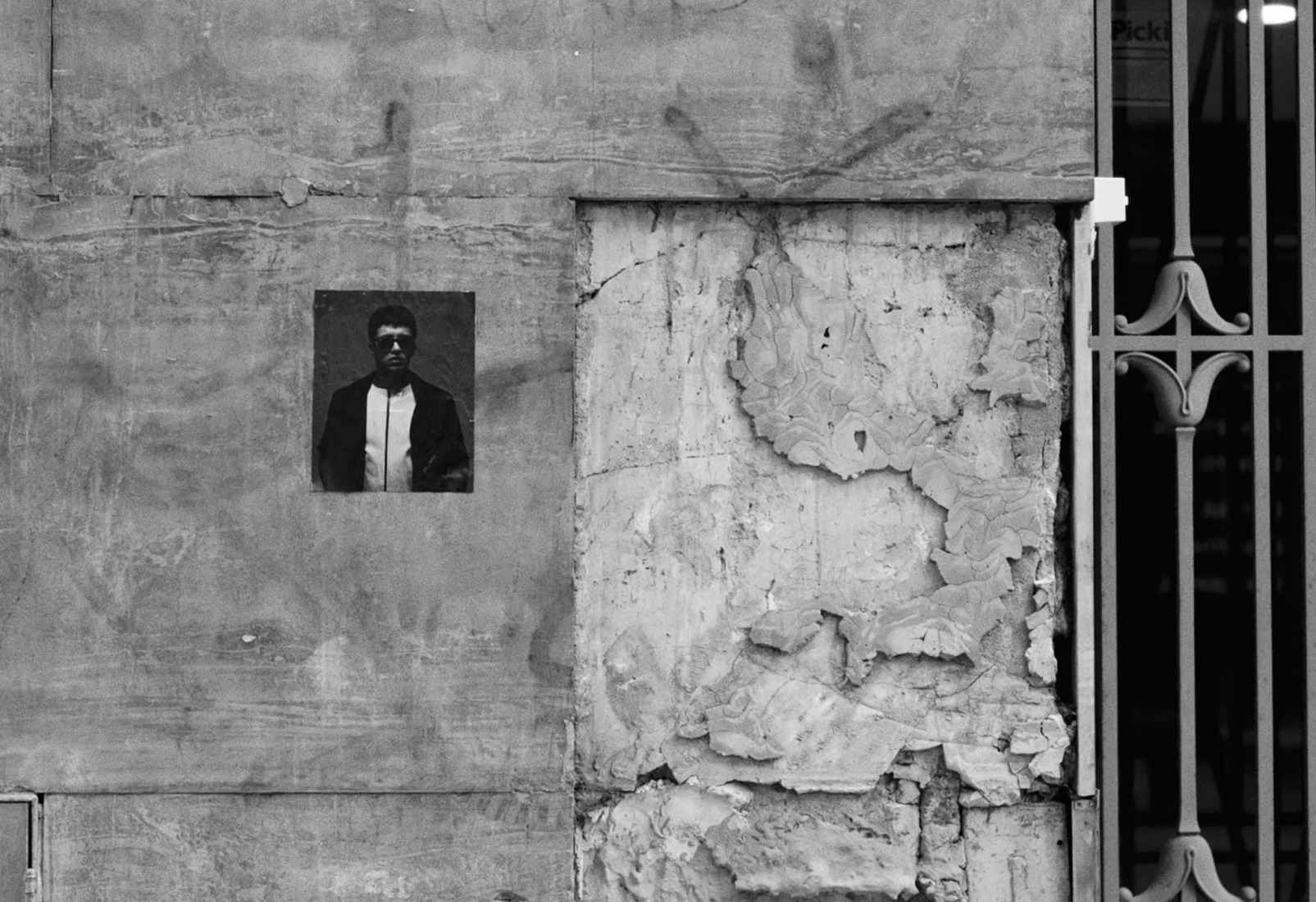 "Circular" by Peces Raros and Nick Warren.