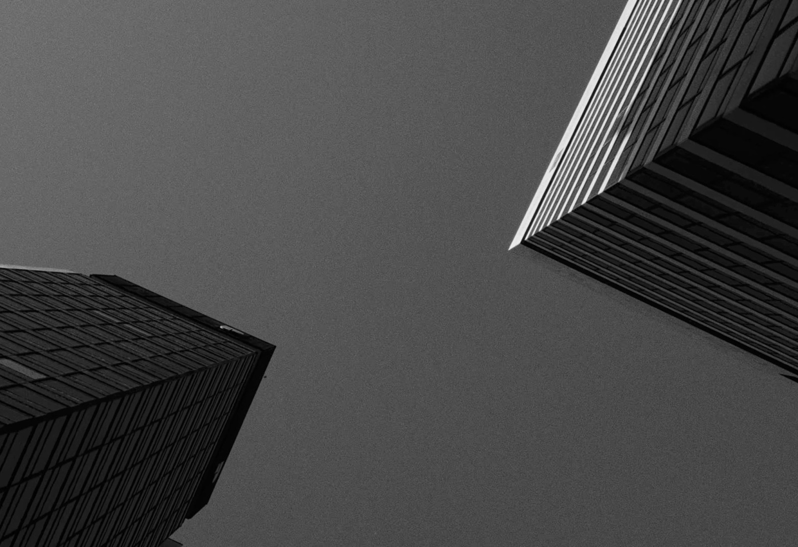 "Circular" by Peces Raros and Nick Warren.