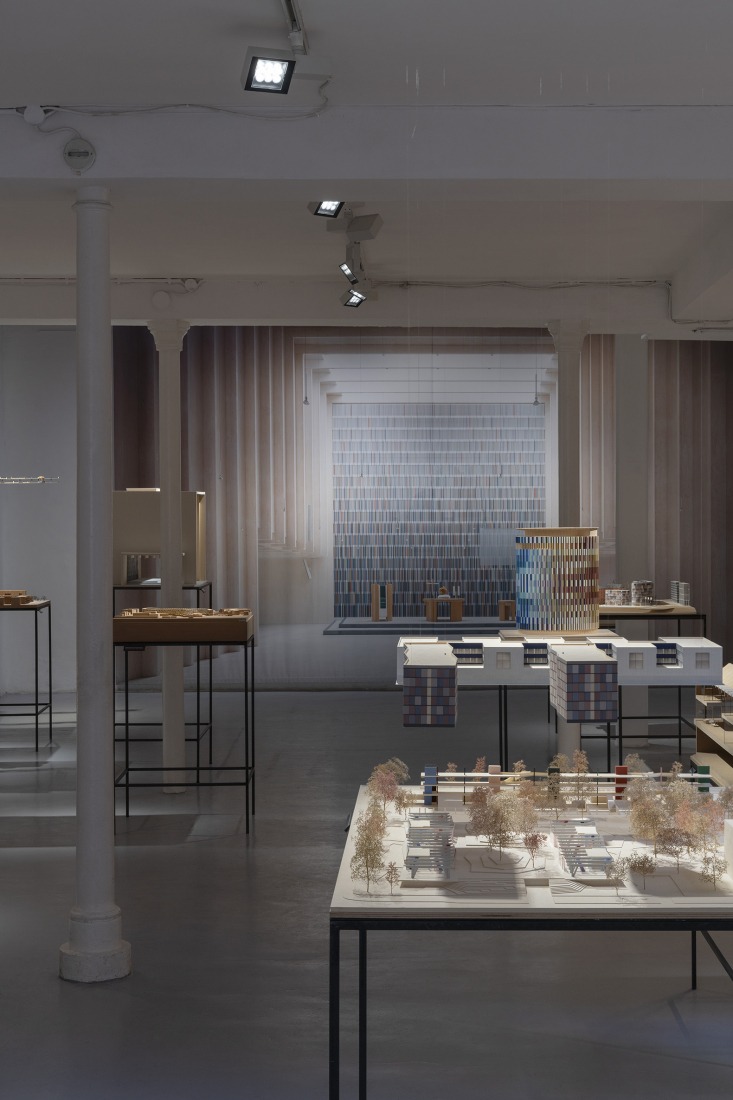 «matière en résonance» por sauerbruch hutton. Fotografía por Jan Bitter.