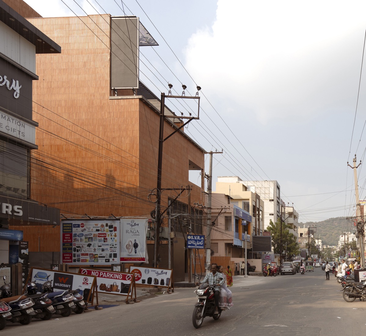 "Fluted Volume" by Studio UF+O. Photograph by Vivek Eadara.